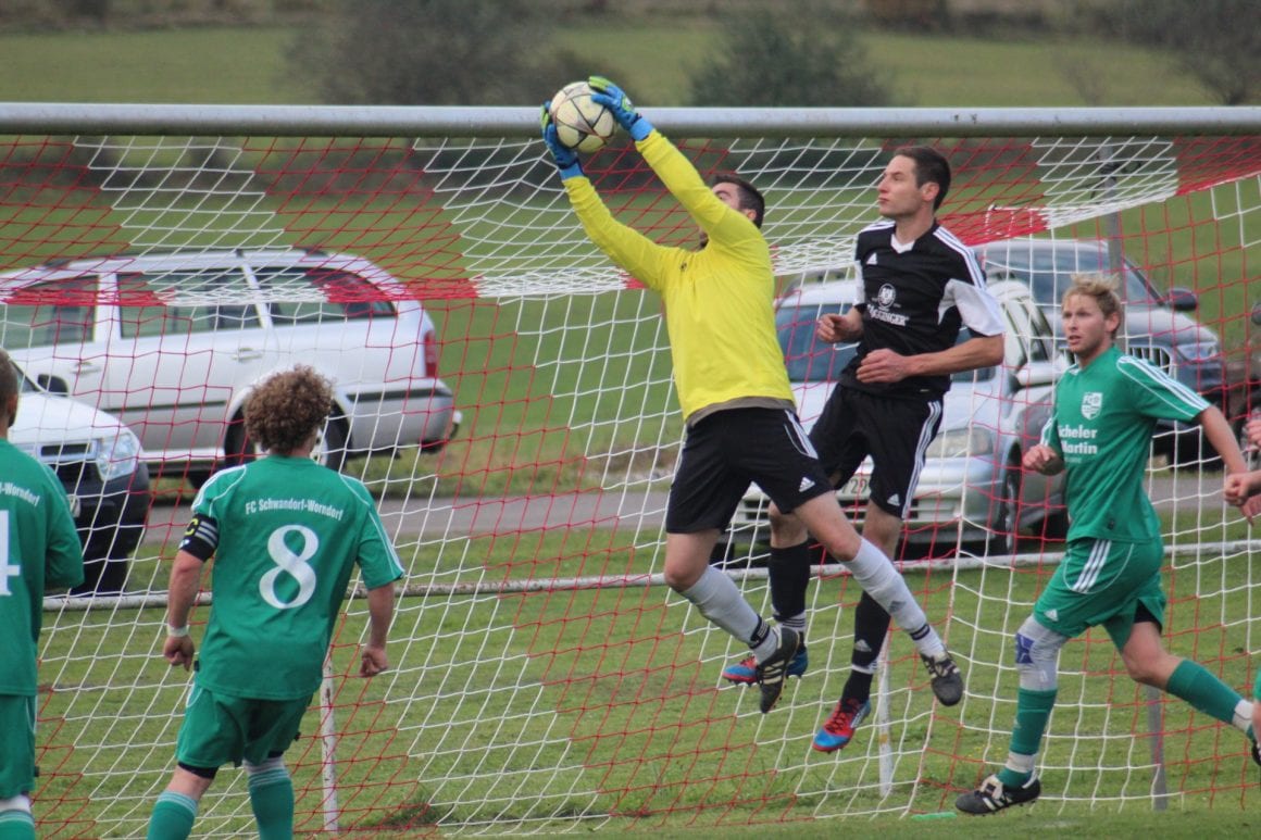 Kreisliga A, Staffel 3 – SC Göggingen – FC Schwandorf/Worndorf 3:1 (1:1) Kreisliga A, Staffel 3 – SC Göggingen – FC Schwandorf/Worndorf 3:1 (1:1)