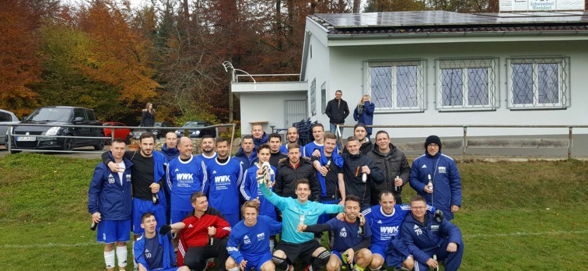 Dritte feiert mit 3:1 Heimerfolg verdient die Herbstmeisterschaft! Dritte feiert mit 3:1 Heimerfolg verdient die Herbstmeisterschaft!