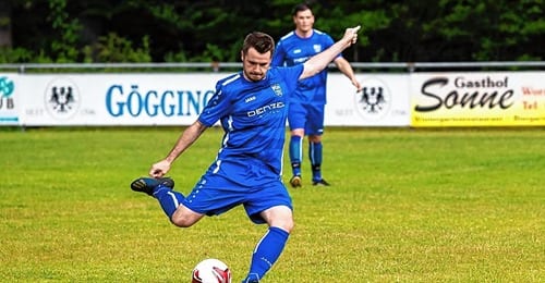 FC Schwandorf/Worndorf/Neuhausen empfängt den FC 07 Furtwangen FC Schwandorf/Worndorf/Neuhausen empfängt den FC 07 Furtwangen