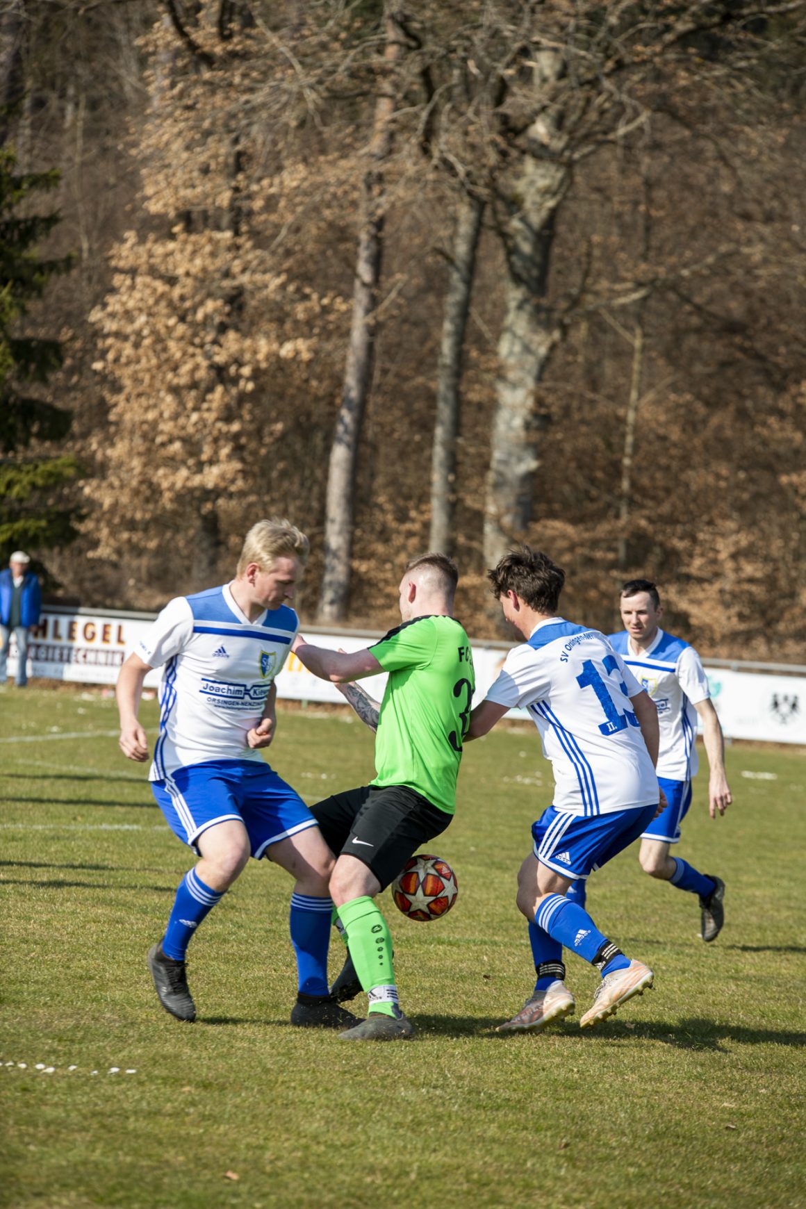 Torhüter Heid pariert Strafstoß