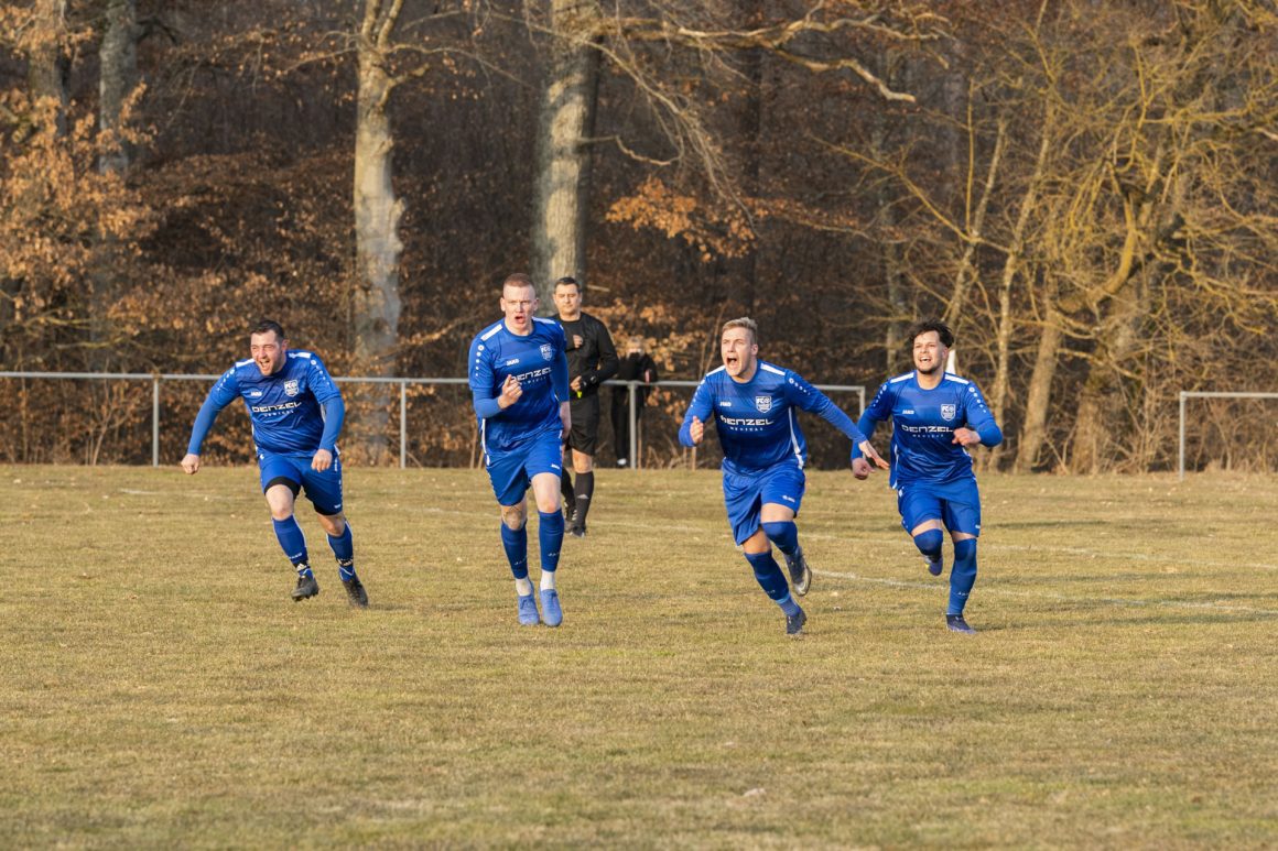 FC SWN gelingt mit dem 4:2 Derbysieg der perfekte Start in die Rückrunde FC SWN gelingt mit dem 4:2 Derbysieg der perfekte Start in die Rückrunde