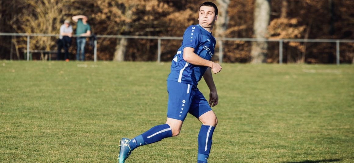 FC SWN entführt im letzten Spiel vor der Winterpause 3 wichtige Punkte beim FC Singen 2. FC SWN entführt im letzten Spiel vor der Winterpause 3 wichtige Punkte beim FC Singen 2.