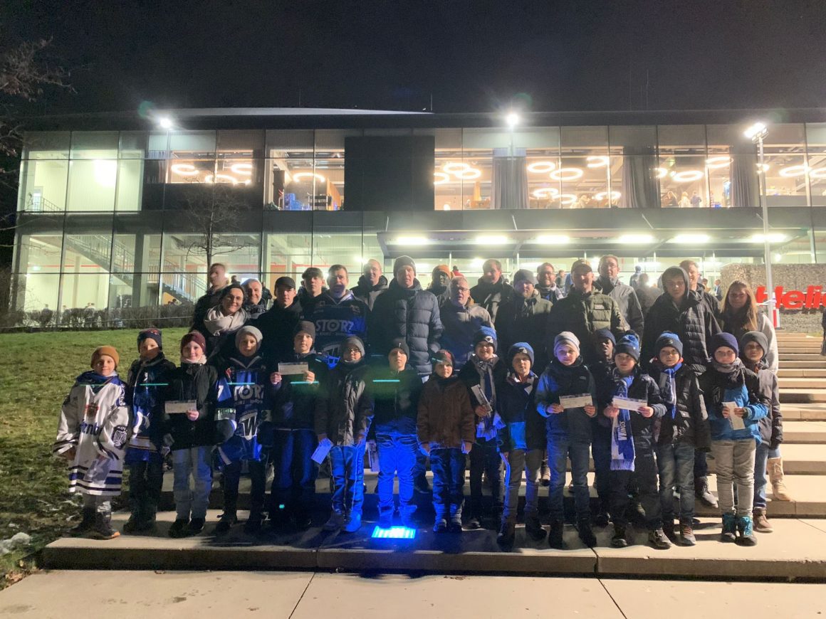 FC Kicker besuchen die Wild Wings! FC Kicker besuchen die Wild Wings!