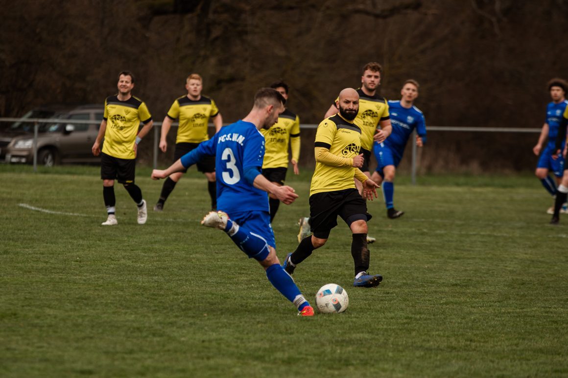 FC „zwote“ holt verdient drei Punkte beim Tabellenführer FC „zwote“ holt verdient drei Punkte beim Tabellenführer